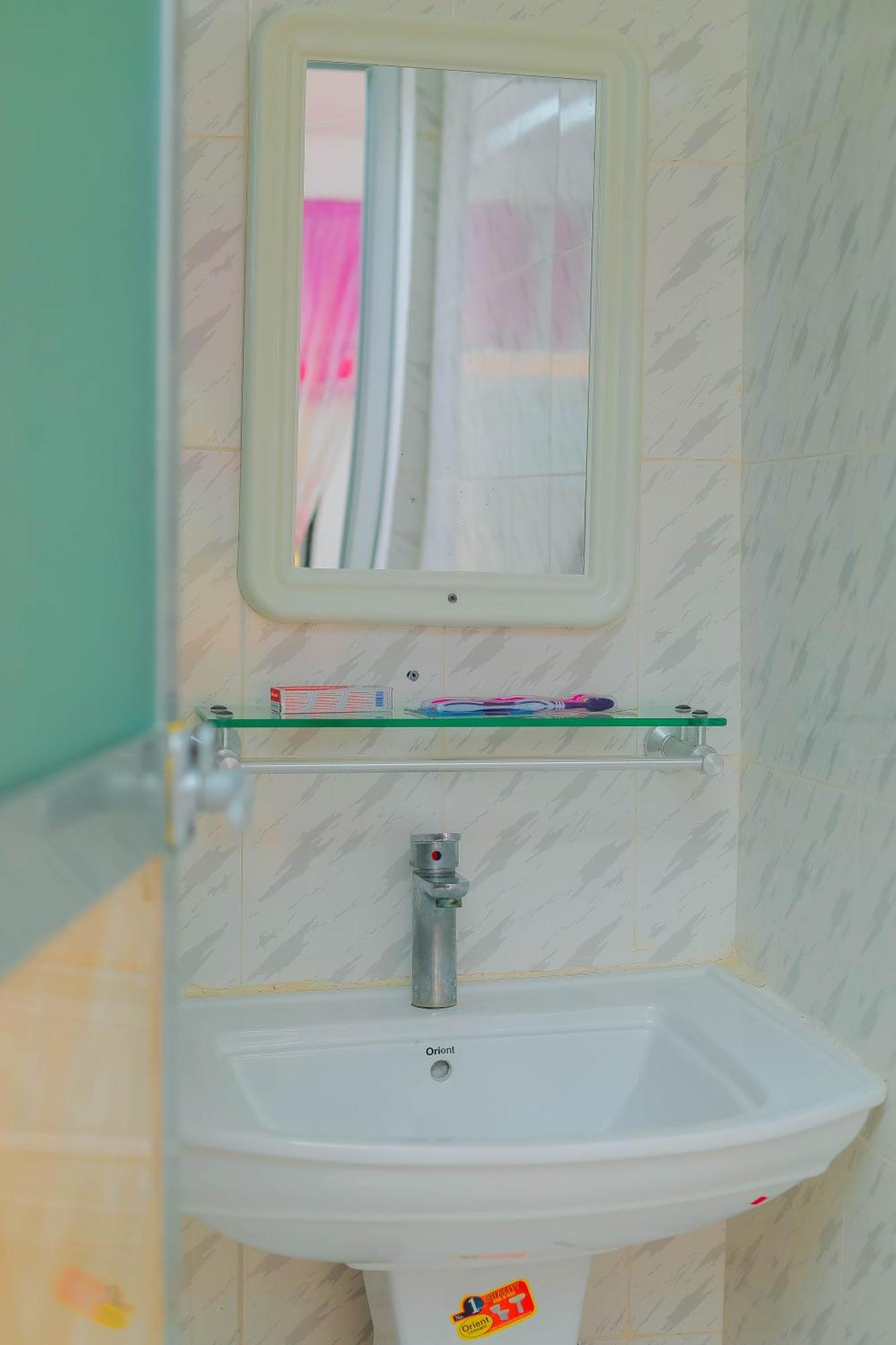 눙귀 Raha House B&B 외부 사진