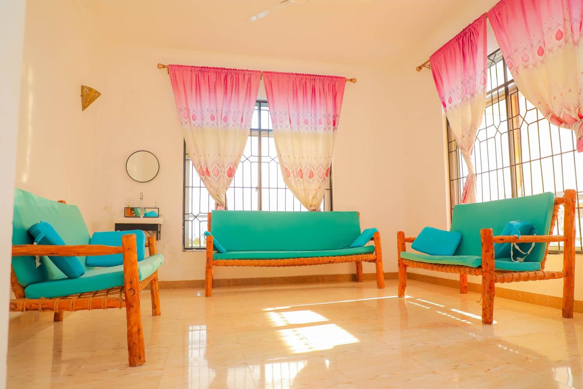 눙귀 Raha House B&B 외부 사진